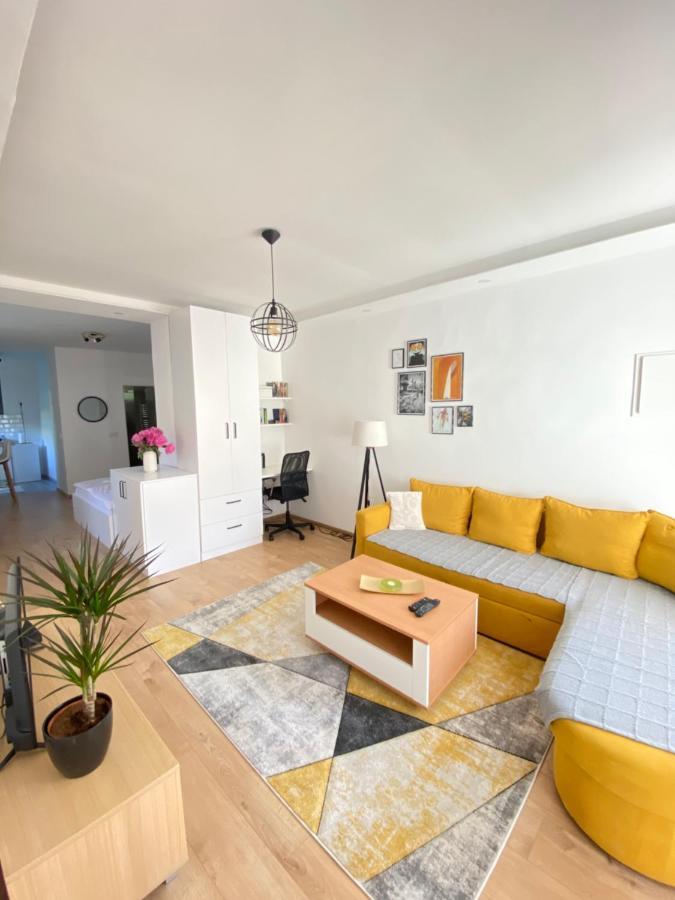 Modern Studio Apartment In The Old Town SJJ Buitenkant foto