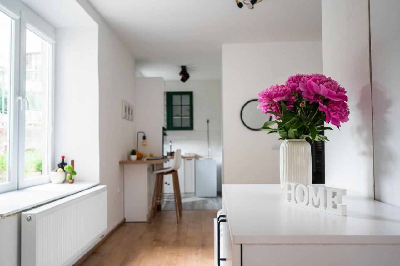 Modern Studio Apartment In The Old Town SJJ Buitenkant foto