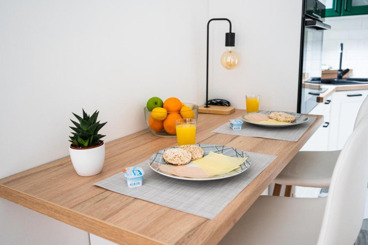 Modern Studio Apartment In The Old Town SJJ Buitenkant foto
