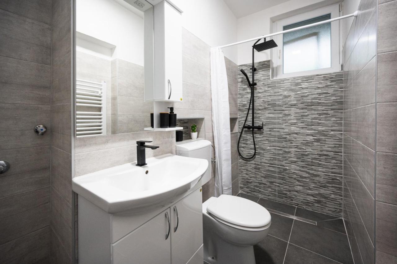 Modern Studio Apartment In The Old Town SJJ Buitenkant foto