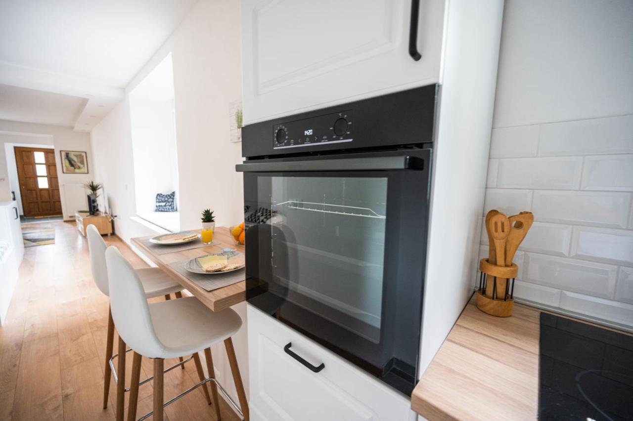 Modern Studio Apartment In The Old Town SJJ Buitenkant foto